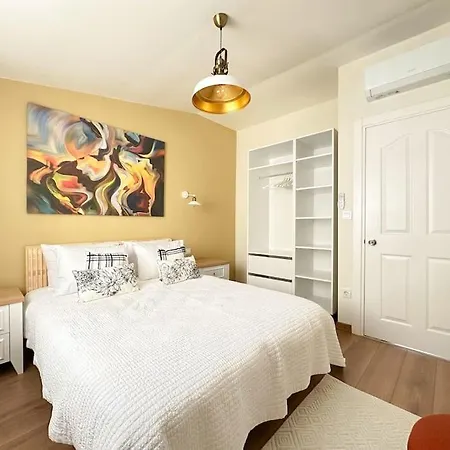 Sahin Pera Suit3 Location 2 Bedroom 3 Ac Great شقة *