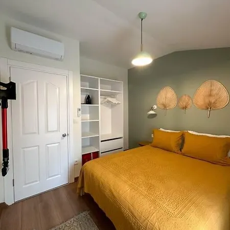 Sahin Pera Suit3 Location 2 Bedroom 3 Ac Great *