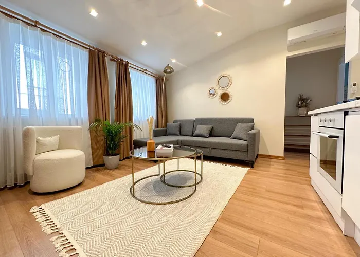 Sahin Pera Suit3 Location 2 Bedroom 3 Ac Great *