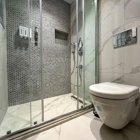 Sahin Pera Suit3 Location 2 Bedroom 3 Ac Great *