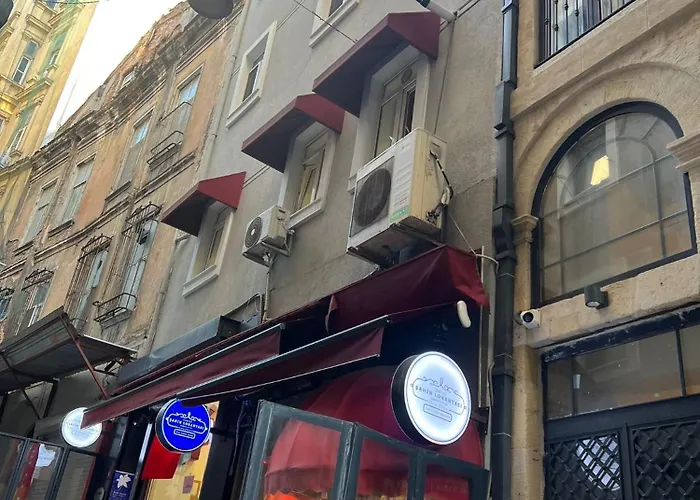 Sahin Pera Suit3 Location 2 Bedroom 3 Ac Great 公寓